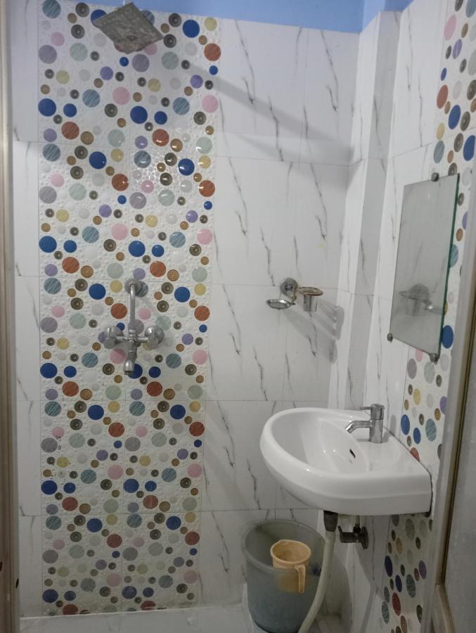 Shiva Inn Varanasi Eksteriør bilde