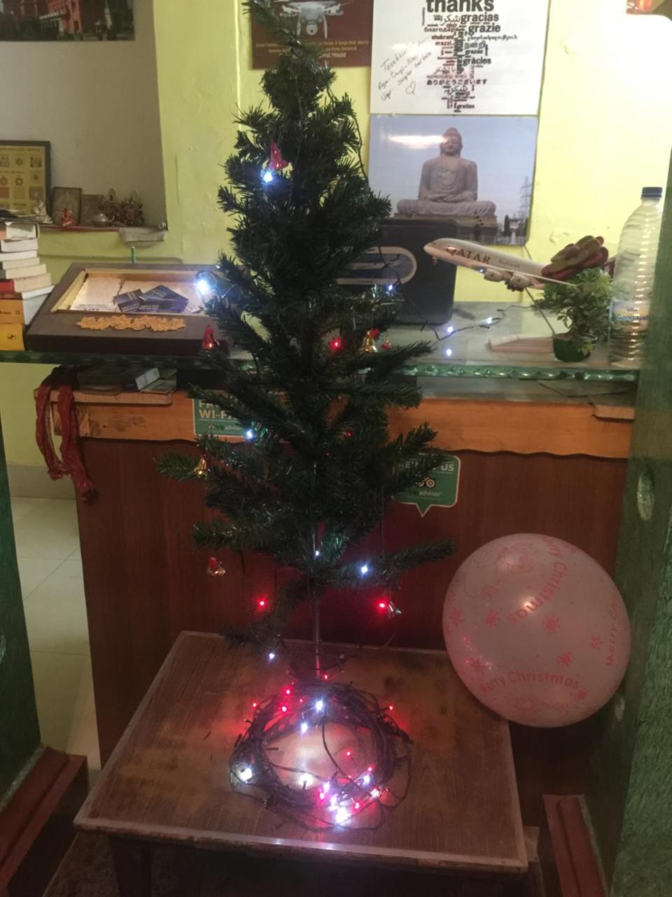 Shiva Inn Varanasi Eksteriør bilde